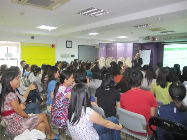 LG VINA cùng chung vai sát cánh (04-10-2012)